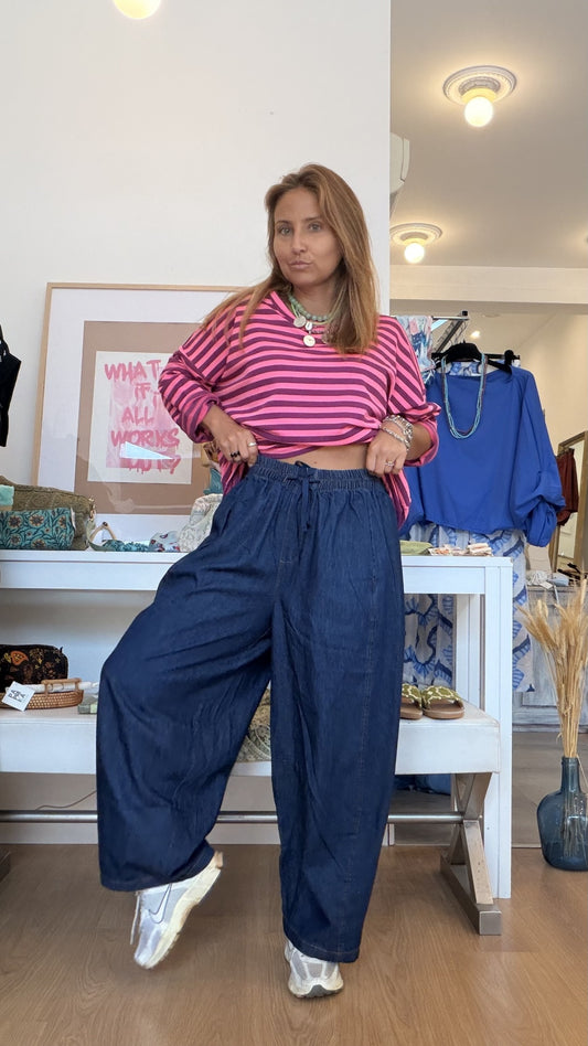 Calças Baggy Dark Jeans da Paprika, perna larga afunilada em baixo
