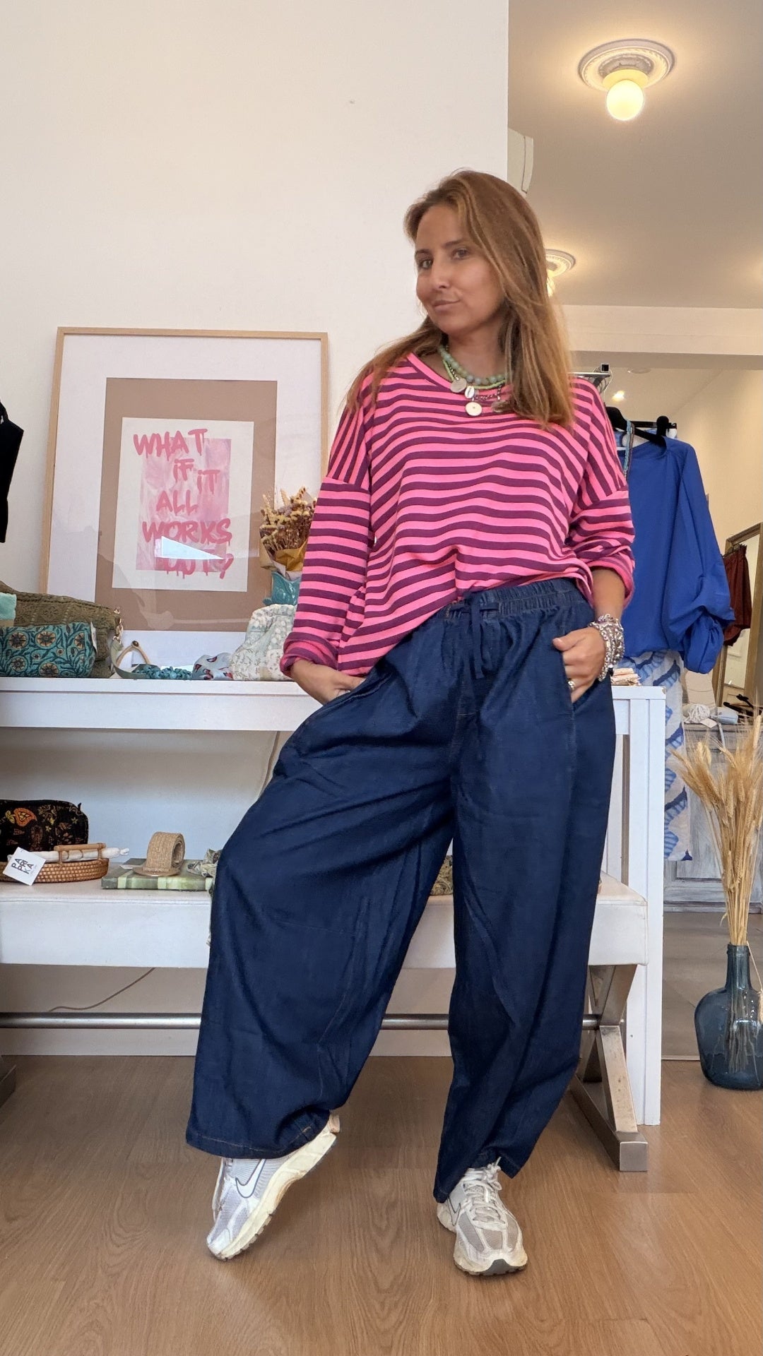Calças Baggy Dark Jeans da Paprika, pormenor dos bolsos