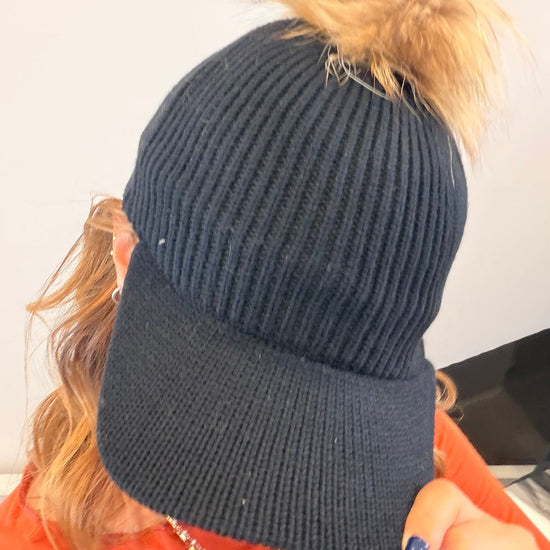 GORRO BONÉ POM POM PRETO – vista 5