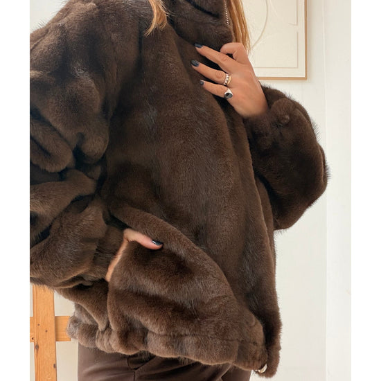 BOMBER PÊLO CASTANHO CHOCOLATE – vista 2