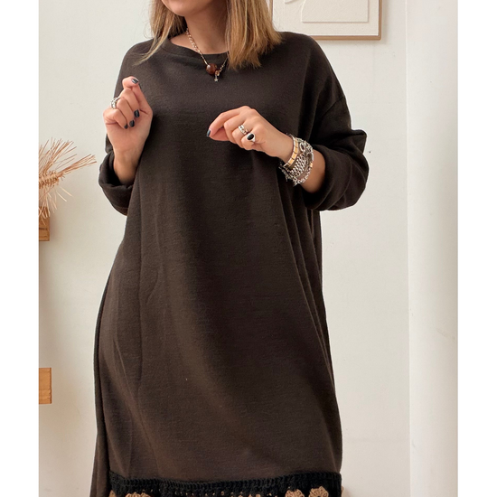VESTIDO MALHA COM CROCHÊ FLORAL – vista 1