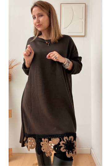 VESTIDO MALHA COM CROCHÊ FLORAL – vista 1