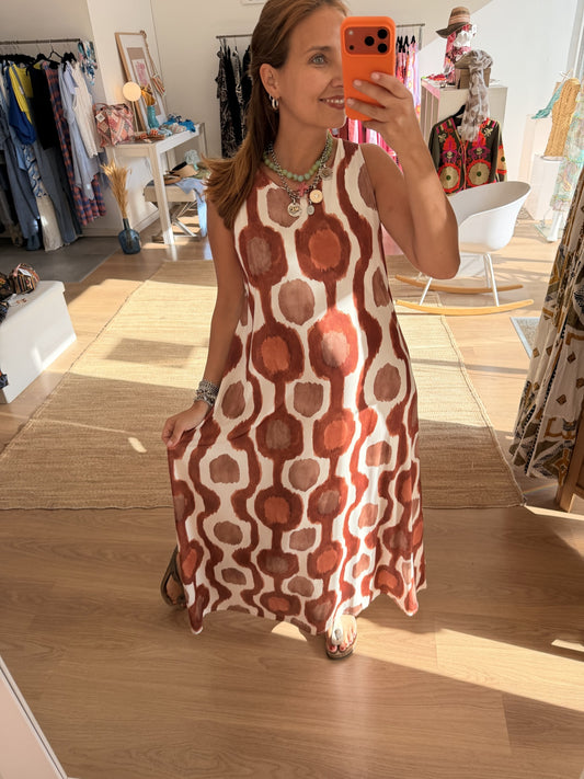 Vestido em malha de viscose em tons quentes