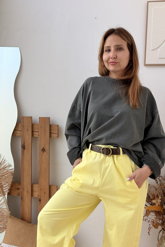 Calças baggy em sarja amarelo-claro