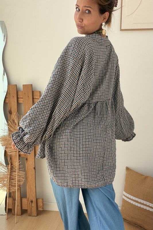 Blusa em algodão com padrão vichy azul e branco