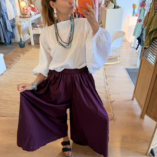 Pantalonas efeito saia cor vinho com perna muito larga