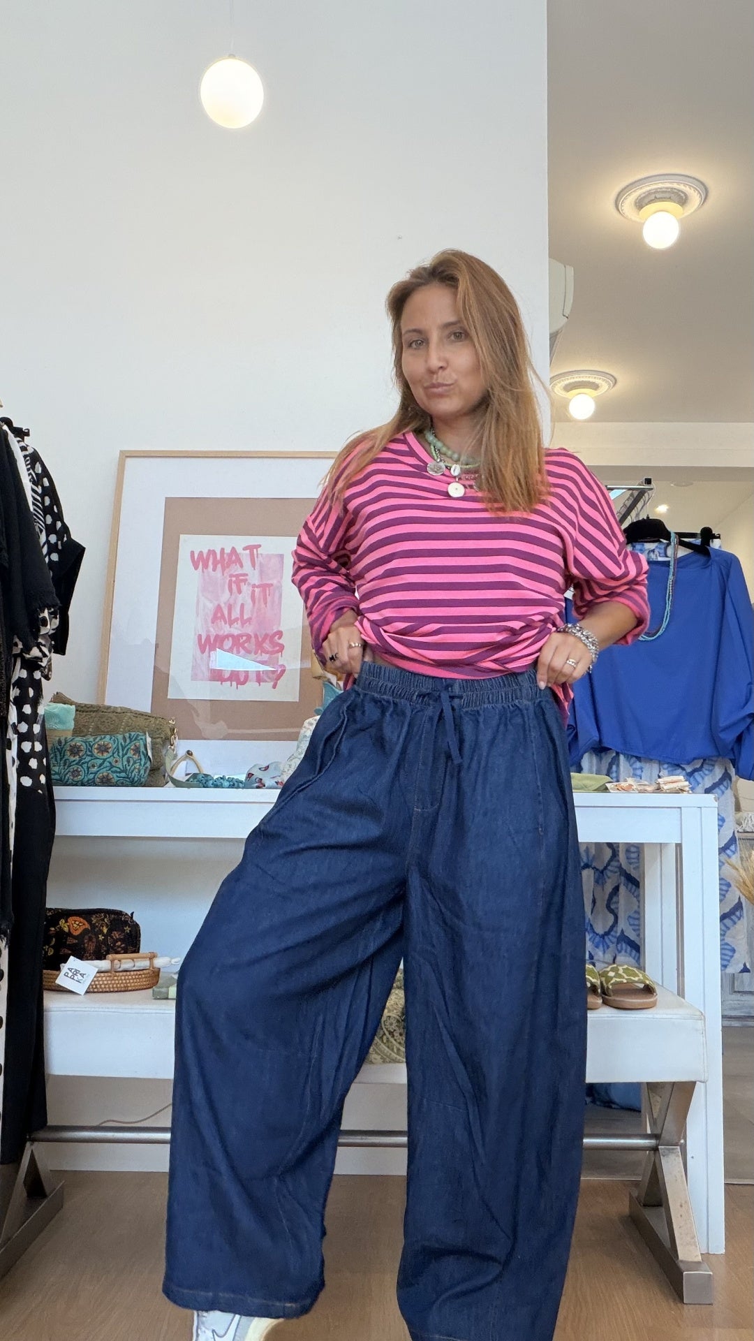 Calças Baggy Dark Jeans da Paprika, calças balão em ganga leve