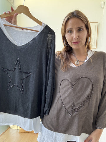 Conjunto de camisola com detalhe bordado e top interior