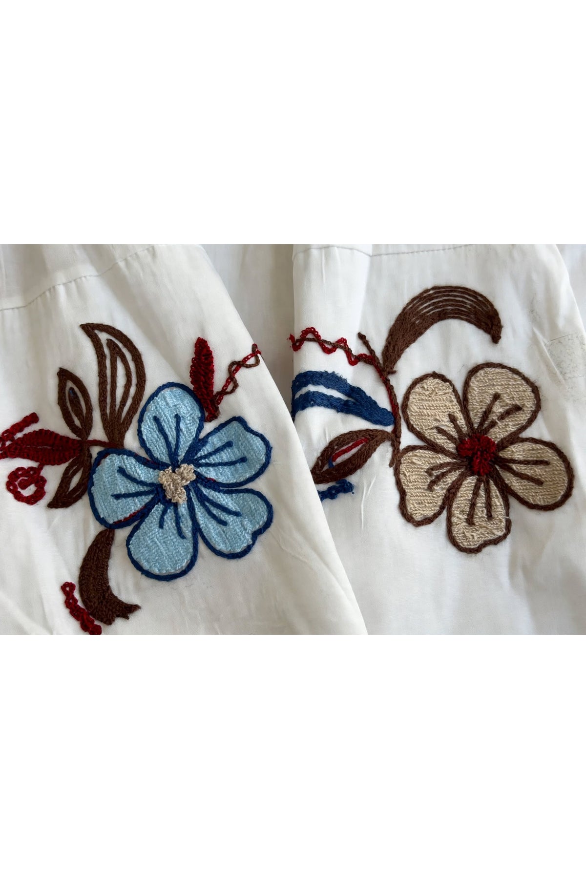 Camisa Bordada Floral – vista 2